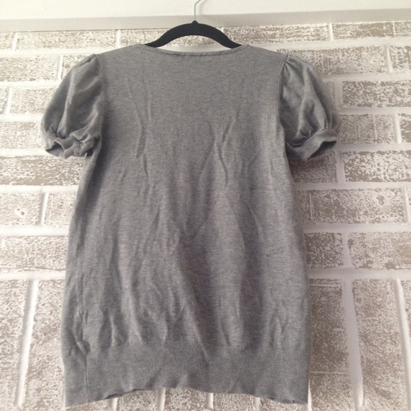 Bow Front Button Down Short Sleeve Cardigan: Gray - Picture 4 of 7